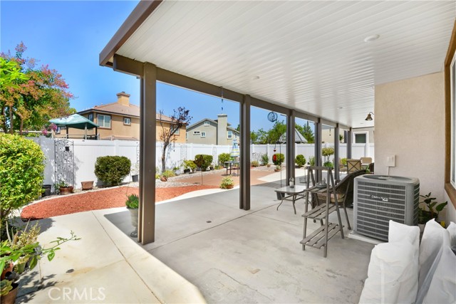 31 Newburn Court, Beaumont CA: https://media.crmls.org/medias/c34af337-e416-4e4e-9e6c-0b4c15e13d21.jpg