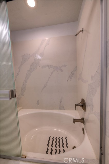 Detail Gallery Image 13 of 26 For 71 via Bacchus, Aliso Viejo,  CA 92656 - 3 Beds | 2/1 Baths