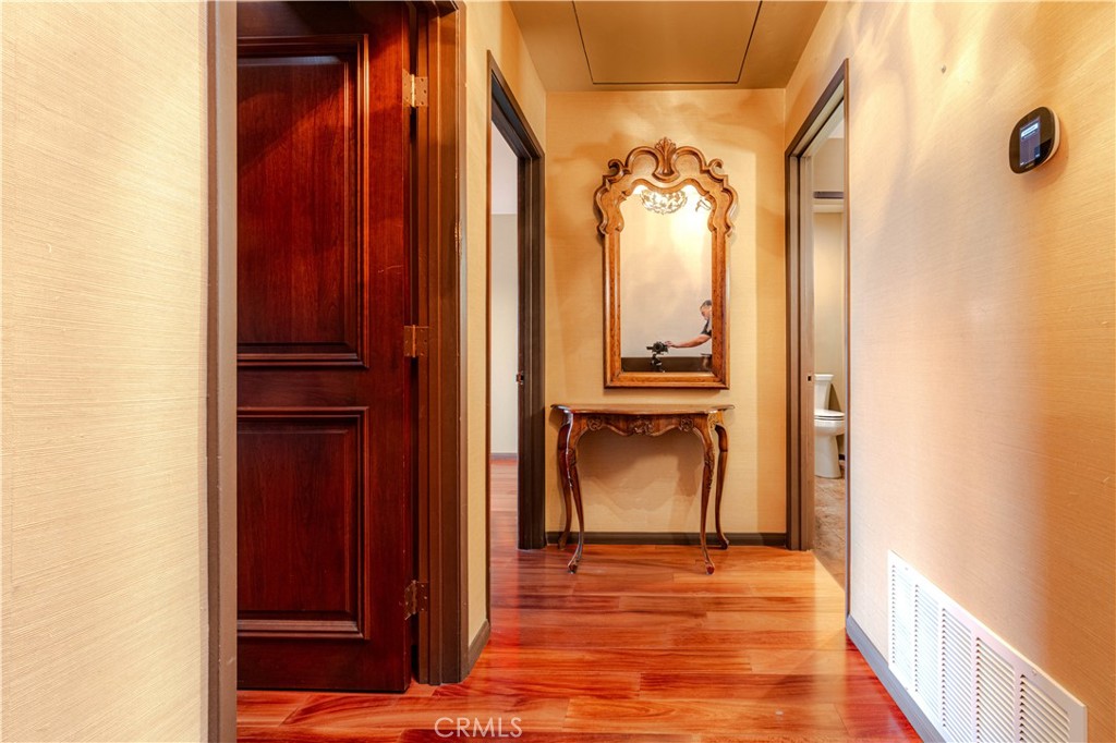 MLS #OC25254290 image #26