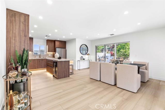 Detail Gallery Image 25 of 65 For 8372 Outland View Dr, Sun Valley,  CA 91352 - 3 Beds | 2/1 Baths