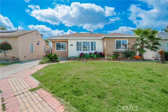 12042 Rose Hedge Dr, Whittier, CA 90606