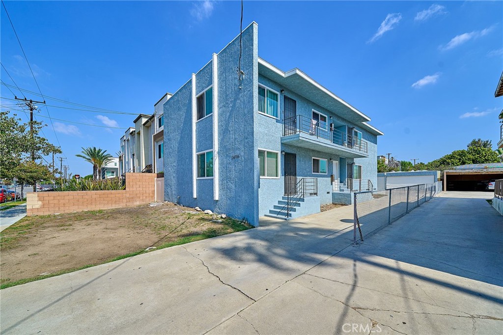 Quadruplex at 14506 S Normandie Avenue