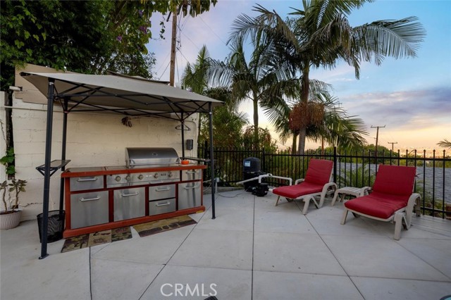 2165 W General Street, Rancho Palos Verdes CA: https://media.crmls.org/medias/c34db5e3-2ad8-4d03-982c-0ded35e9dae1.jpg