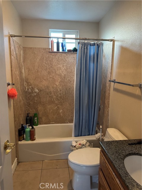 Detail Gallery Image 10 of 14 For 2057 Bush, Santa Ana,  CA 92706 - 4 Beds | 3 Baths