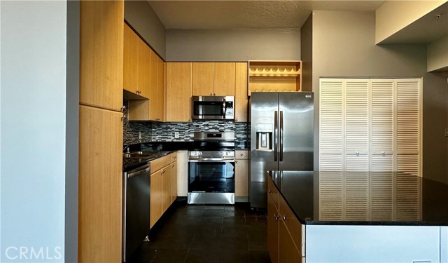 388 E Ocean Boulevard, Long Beach CA: https://media.crmls.org/medias/c34e9348-473b-4138-8c30-0494b2f513f7.jpg