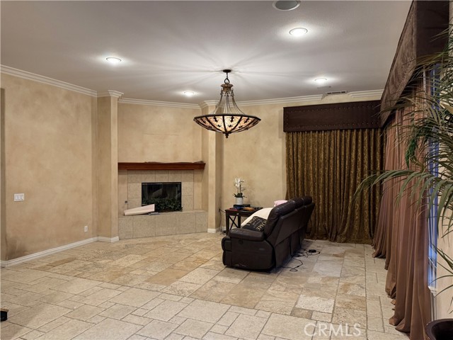 Detail Gallery Image 8 of 22 For 2119 Ridgeview Terrace, Signal Hill,  CA 90755 - 4 Beds | 5 Baths