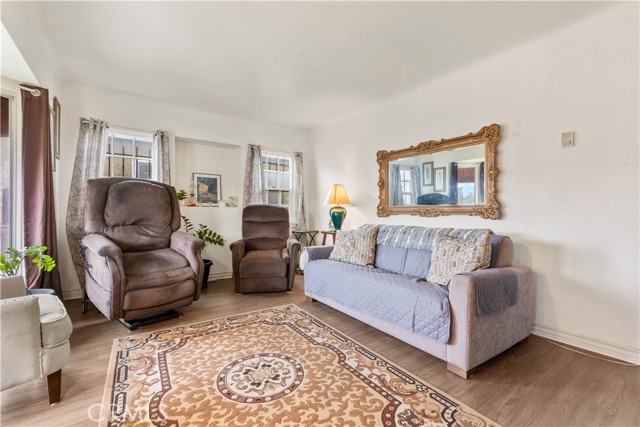 11204 Alvaro Street, Los Angeles CA: https://media.crmls.org/medias/c34ebd5e-21fc-4614-a145-e87bf0e2d615.jpg