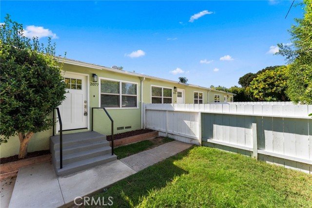 2077 Reed Ave., Pacific Beach (San Diego) CA: https://media.crmls.org/medias/c34ecdd6-47f4-42c6-9235-c7d674326d33.jpg