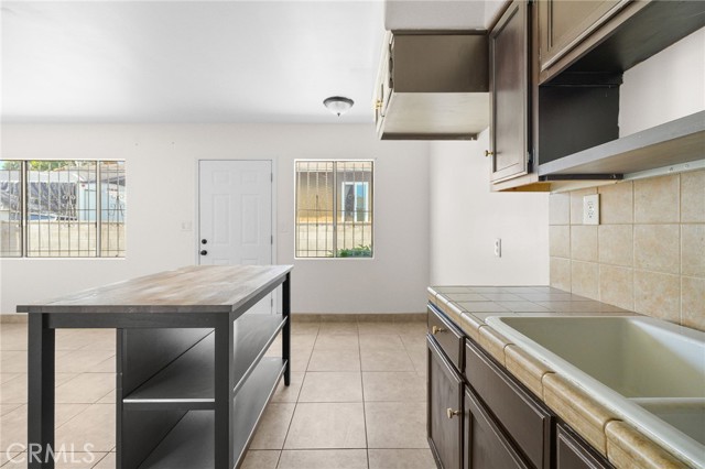 Detail Gallery Image 33 of 36 For 6133 Orchard Ave, Huntington Park,  CA 90255 - 4 Beds | 3 Baths