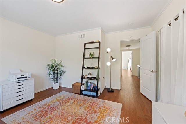 27093 Esward Drive, Calabasas CA: https://media.crmls.org/medias/c3503d3c-820a-4131-8935-0729fa0d882c.jpg