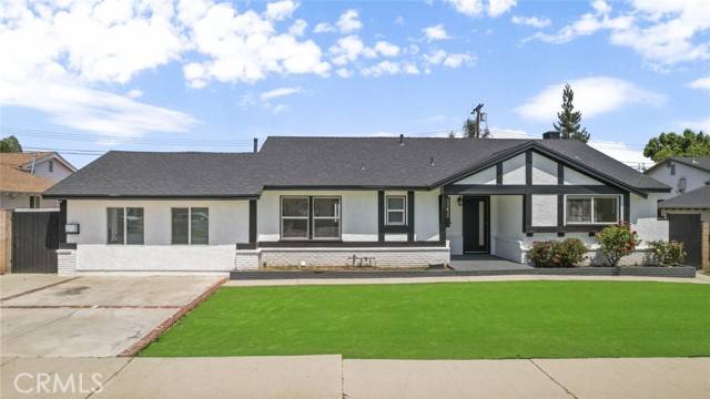 7750 Eton Avenue, Canoga Park CA: https://media.crmls.org/medias/c350797f-48c1-4cca-800f-1cc849568d6f.jpg