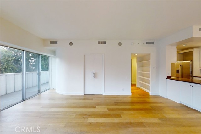 Detail Gallery Image 5 of 27 For 7135 Hollywood Bld #210,  Los Angeles,  CA 90046 - 1 Beds | 2 Baths