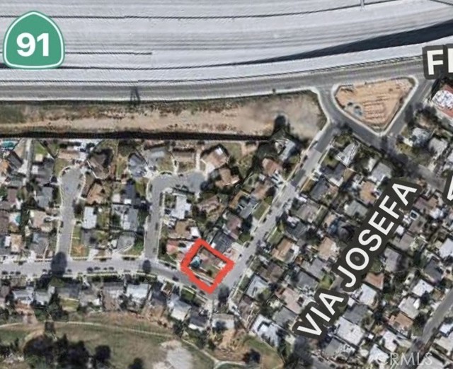 2091 Ridgeview, Corona CA: https://media.crmls.org/medias/c3513f8c-6bc2-4f82-a8a3-fa1b602cc321.jpg
