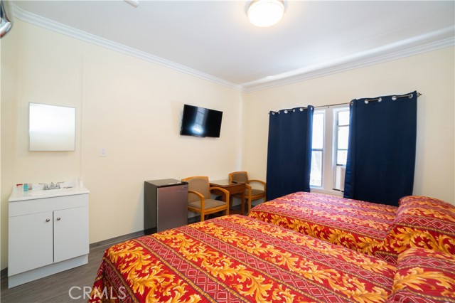 Detail Gallery Image 14 of 22 For 238 W 10th, San Pedro,  CA 90731 - – Beds | – Baths