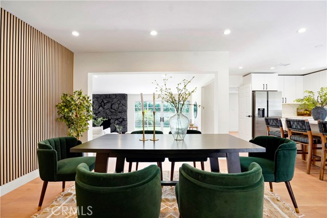 Detail Gallery Image 6 of 51 For 18324 Sylvan St, Tarzana,  CA 91335 - 4 Beds | 2 Baths