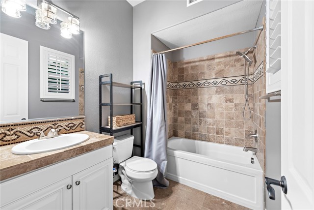 Detail Gallery Image 11 of 44 For 44 via Divertirse, San Clemente,  CA 92673 - 5 Beds | 5/1 Baths