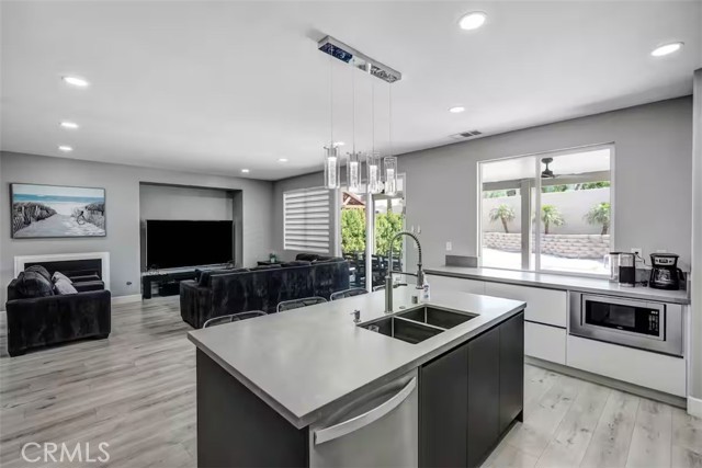 Detail Gallery Image 18 of 58 For 43118 Fiore St, Indio,  CA 92203 - 5 Beds | 2/1 Baths