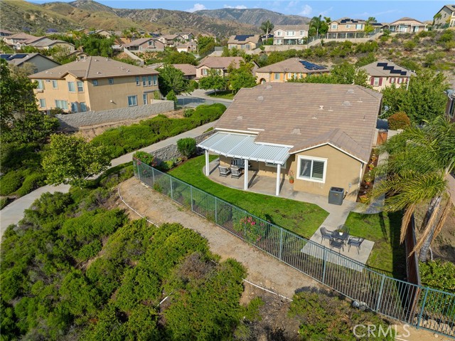 7476 Sequoia Lane, Highland CA: https://media.crmls.org/medias/c3540e76-c11a-4fb1-92e3-f3cf92a19d4d.jpg