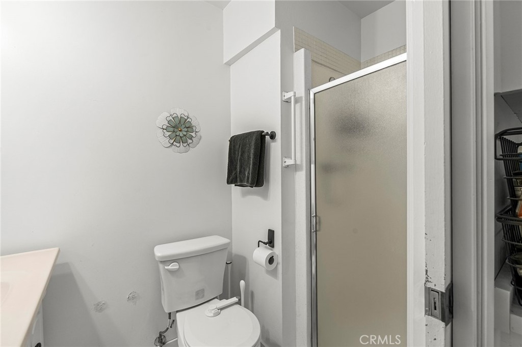 https://media.crmls.org/medias/c3545c67-3543-4316-a7a7-b069921496c2.jpg?preset=X-Large