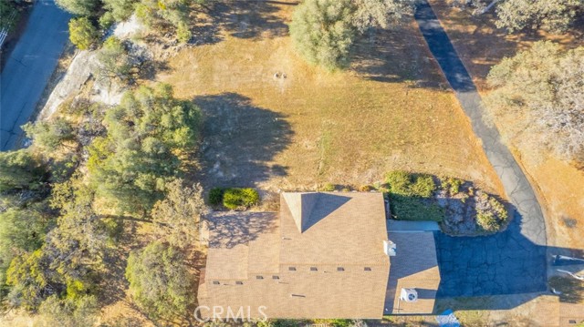 Detail Gallery Image 8 of 40 For 47587 Miami Highlands, Oakhurst,  CA 93644 - 3 Beds | 3 Baths