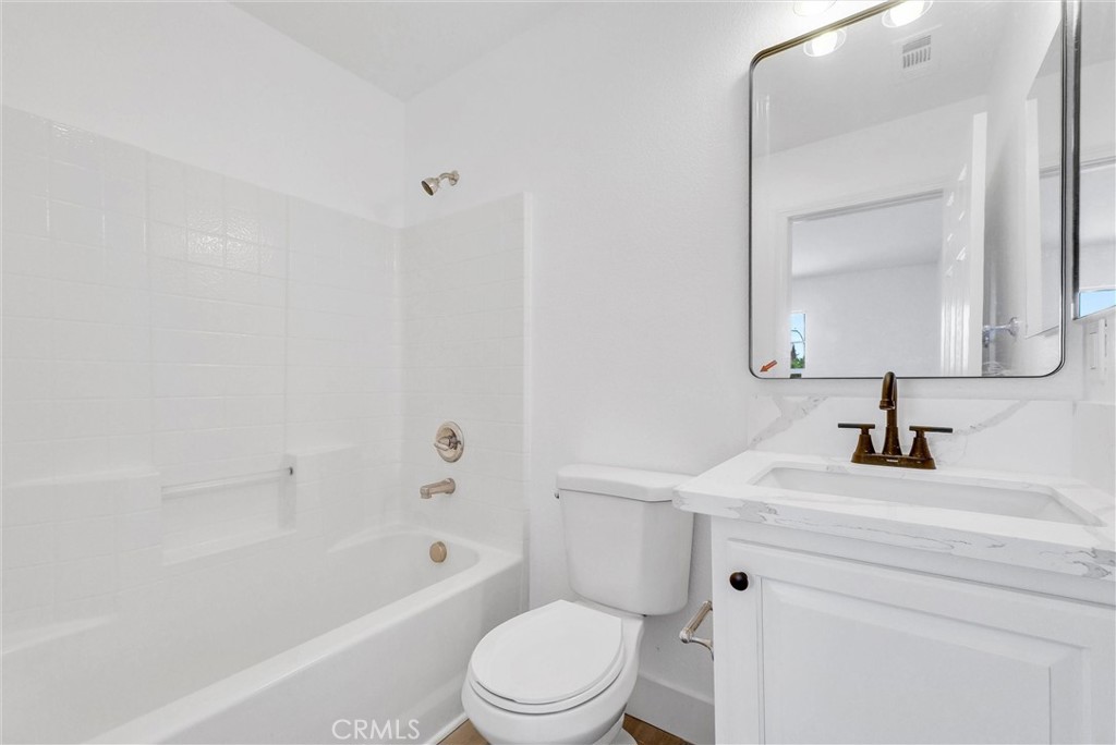 MLS #OC25151205 img 29