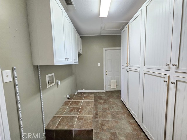 814 Marin Street, Corning CA: https://media.crmls.org/medias/c354bfc6-6641-4f0d-ac79-0bcce896d3e9.jpg