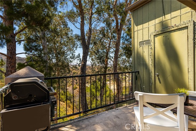 Detail Gallery Image 16 of 39 For 2564 Avenida Del #P201,  Corona,  CA 92882 - 2 Beds | 2 Baths