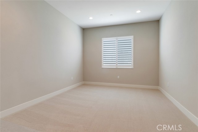 Detail Gallery Image 7 of 26 For 6548 Canyon Oaks Dr, Simi Valley,  CA 93063 - 4 Beds | 3/1 Baths