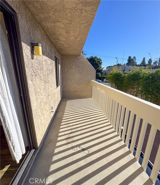 Detail Gallery Image 9 of 35 For 511 Meyer Lane #8,  Redondo Beach,  CA 90278 - 2 Beds | 1/1 Baths