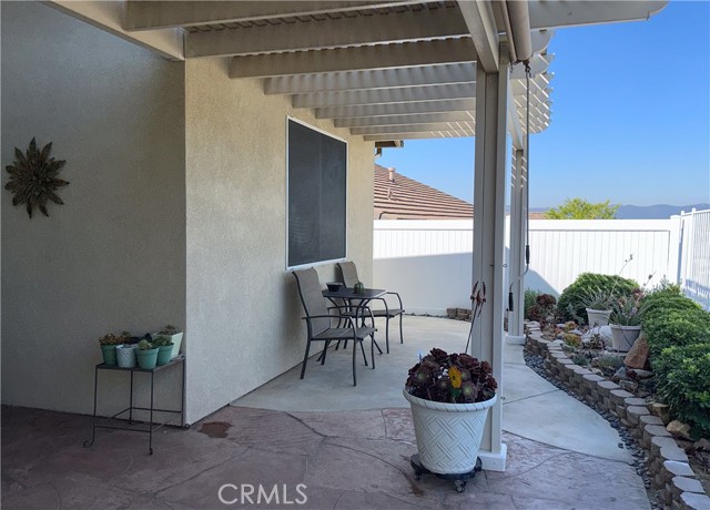 39523 Sierra Madre Drive, Murrieta CA: https://media.crmls.org/medias/c3569ea4-f3e9-455b-b207-9e29c152a269.jpg