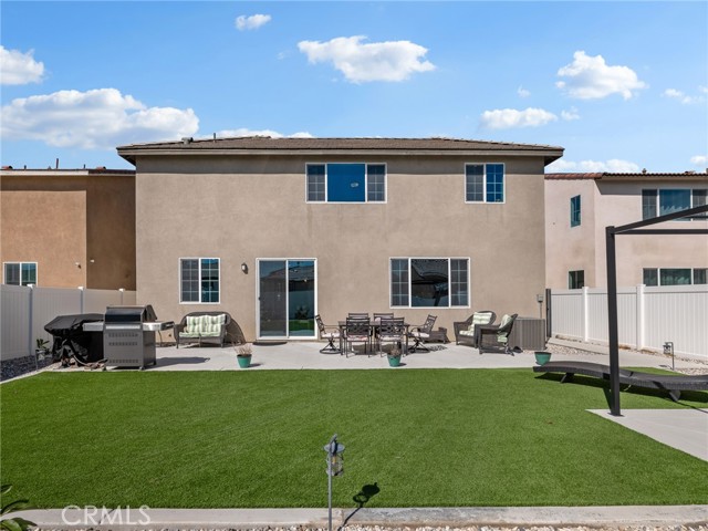 Detail Gallery Image 45 of 47 For 571 Tucker, Rialto,  CA 92377 - 4 Beds | 3 Baths