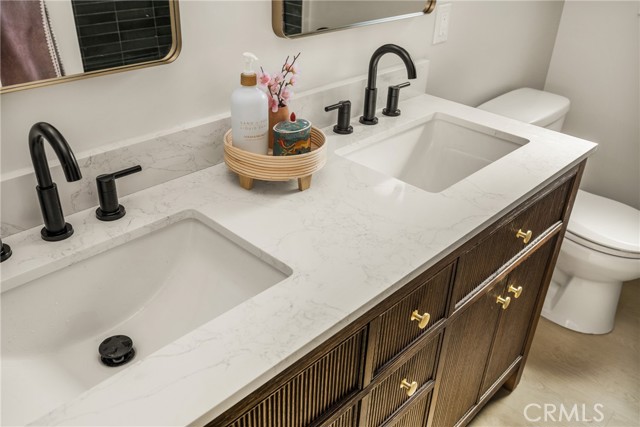 Image 50 of 69 For 1949 Chatwin Avenue