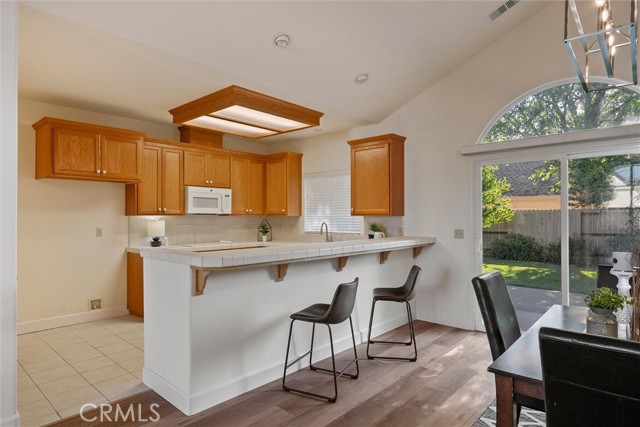 Detail Gallery Image 11 of 27 For 2757 Lucy Way, Chico,  CA 95973 - 3 Beds | 2 Baths
