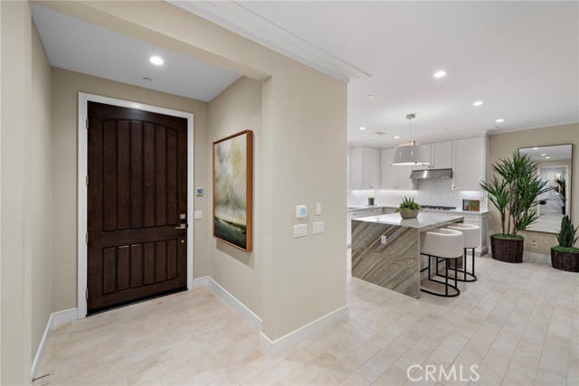 166 Villa Rdg, Irvine CA: https://media.crmls.org/medias/c3590644-455e-4aa0-a605-ce4ab2a47884.jpg