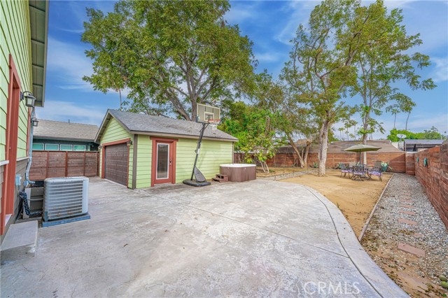 Detail Gallery Image 23 of 28 For 5347 Templeton St, Los Angeles,  CA 90032 - 3 Beds | 3 Baths