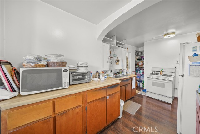Detail Gallery Image 17 of 40 For 2149 Fargo St, Los Angeles,  CA 90039 - 2 Beds | 1 Baths
