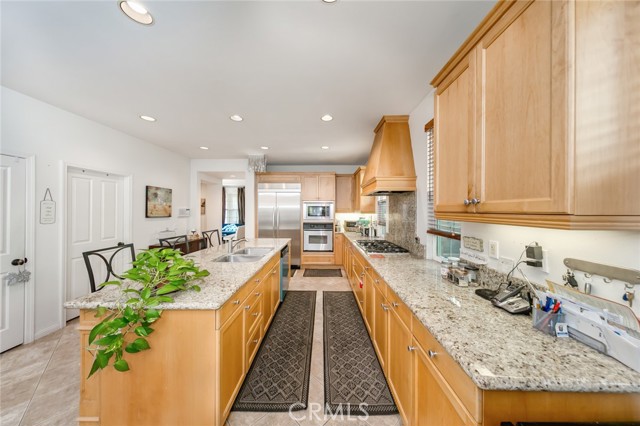 2268 Simon Street, Fullerton CA: https://media.crmls.org/medias/c3596263-4fa2-4f42-b434-59f5b34b06f5.jpg