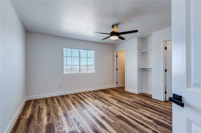 6548 Quail Spring Avenue, 29 Palms CA: https://media.crmls.org/medias/c35991e8-c0a0-4b04-b619-81fb409e77ce.jpg