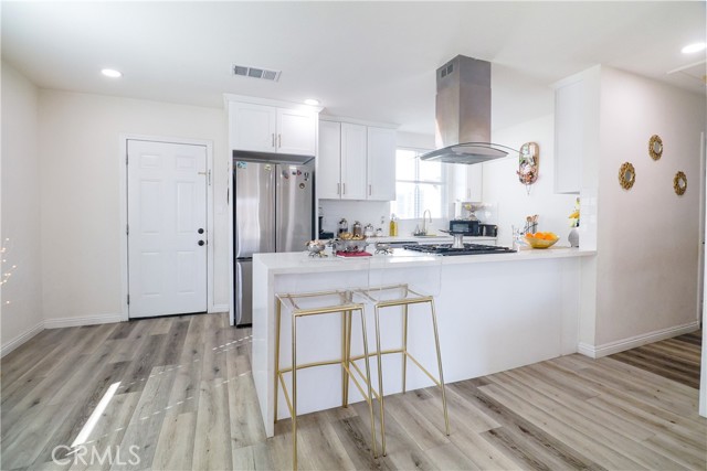 Detail Gallery Image 8 of 46 For 7323 Camellia Ave, North Hollywood,  CA 91605 - – Beds | – Baths