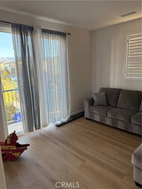 Detail Gallery Image 19 of 21 For 5644 Altamura Way, Fontana,  CA 92336 - 5 Beds | 3 Baths