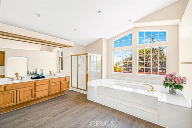 Detail Gallery Image 16 of 29 For 42120 Capistrano Pl, Lancaster,  CA 93536 - 5 Beds | 4 Baths