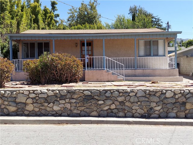 3745 5th Avenue Glendale, California Presenting for a 12 month lease is "The Cottage on 5th Avenue" located within the sought after quiet and quaint "Avenues" neighborhood of the La Crescenta annex area of Glendale. La Crescenta Public Schools of the Glendale Unified School District. This south-facing and well maintained rental home of 825 SF has two (2) bedrooms, each with built in closets. There are two (2) full bathrooms, living / dining area, den area, galley style kitchen with a built-in double door pantry. The comfortable covered front porch of approx 30x6 feet has a view of the Verdugo Mountains. The rear yard is private with tall green hedges and a low maintenance concrete-paver surface. The private driveway leads to the detached garage that allows room for your car and your storage items. Shown only by appointment. The Coronavirus Property Entry Advisory and Declaration -Visitor/PEAD-V Form must be submitted for the viewing of this property.
