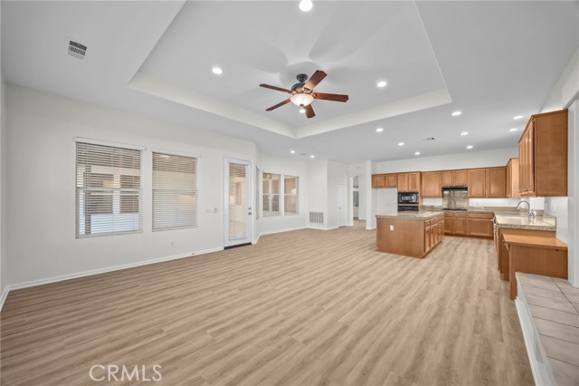 101 Via De La Valle, Lake Elsinore CA: https://media.crmls.org/medias/c35c82c3-7f0f-4635-a60a-d89841f69fe3.jpg