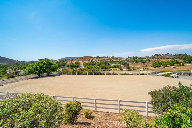 Detail Gallery Image 6 of 62 For 40190 via Caballos, Murrieta,  CA 92562 - 5 Beds | 4 Baths