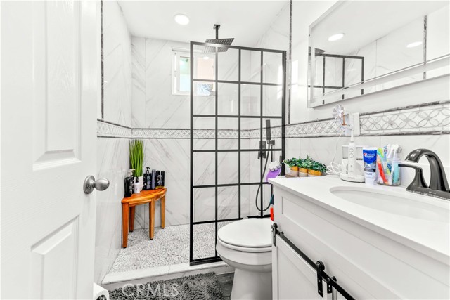 Detail Gallery Image 6 of 35 For 10292 Ethel St, Cypress,  CA 90630 - 3 Beds | 1/1 Baths