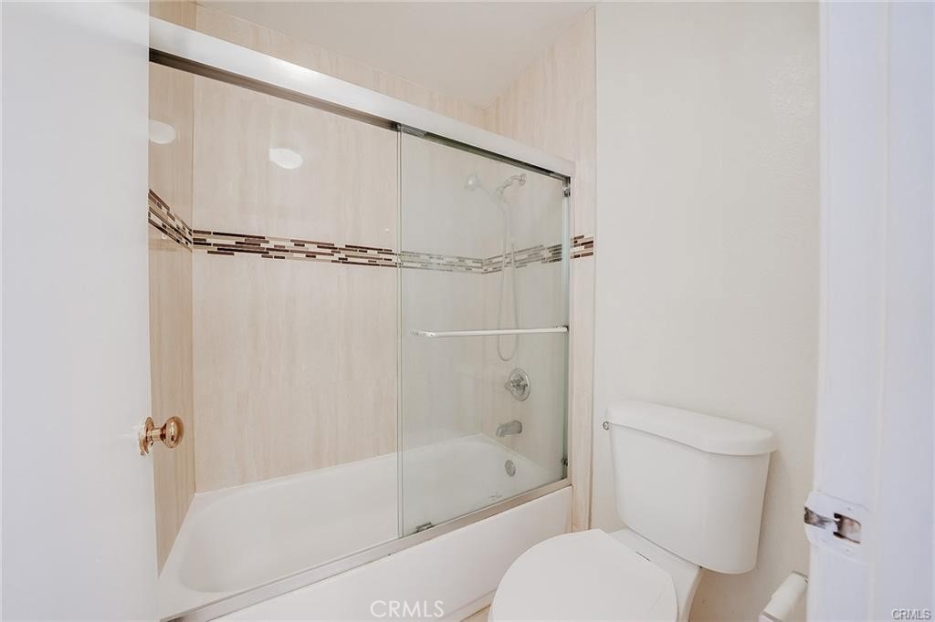 https://media.crmls.org/medias/c35debd1-7501-410a-a854-386396de8433.jpg?preset=X-Large