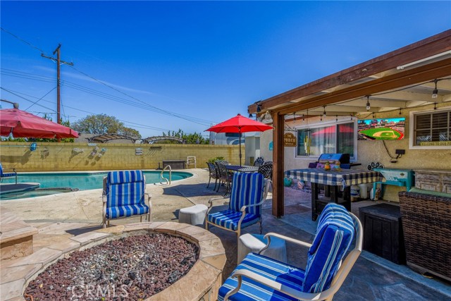 Detail Gallery Image 23 of 34 For 2014 Melba Ct, Corona,  CA 92879 - 4 Beds | 2 Baths