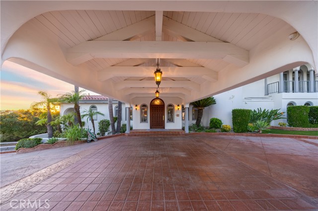 Detail Gallery Image 3 of 47 For 2557 Indian Creek, Diamond Bar,  CA 91765 - 5 Beds | 4/1 Baths