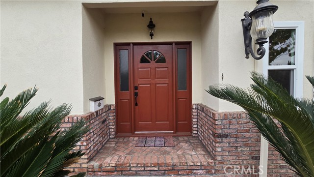 326 N Beachwood Drive, Los Angeles, California 90004, 4 Bedrooms Bedrooms, ,3 BathroomsBathrooms,Residential,For Sale,326 N Beachwood Drive,CRCV24248463