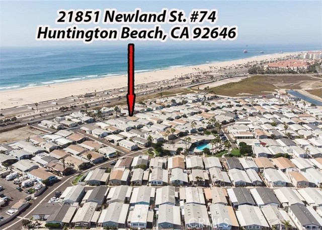 Detail Gallery Image 1 of 13 For 21851 Newland #127,  Huntington Beach,  CA 92646 - 4 Beds | 2 Baths